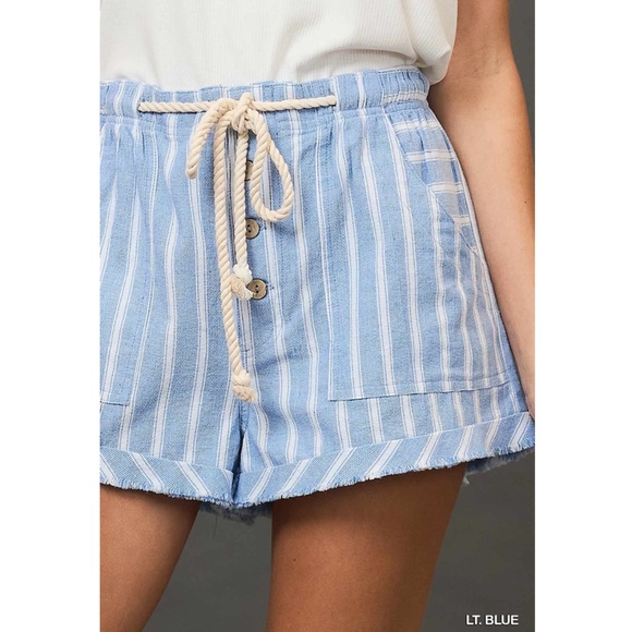Umgee Light Blue Striped Women's Shorts NWOT - Picture 1 of 4
